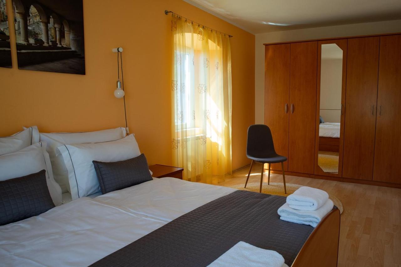 Olive Tree Apartments Umago Exterior foto