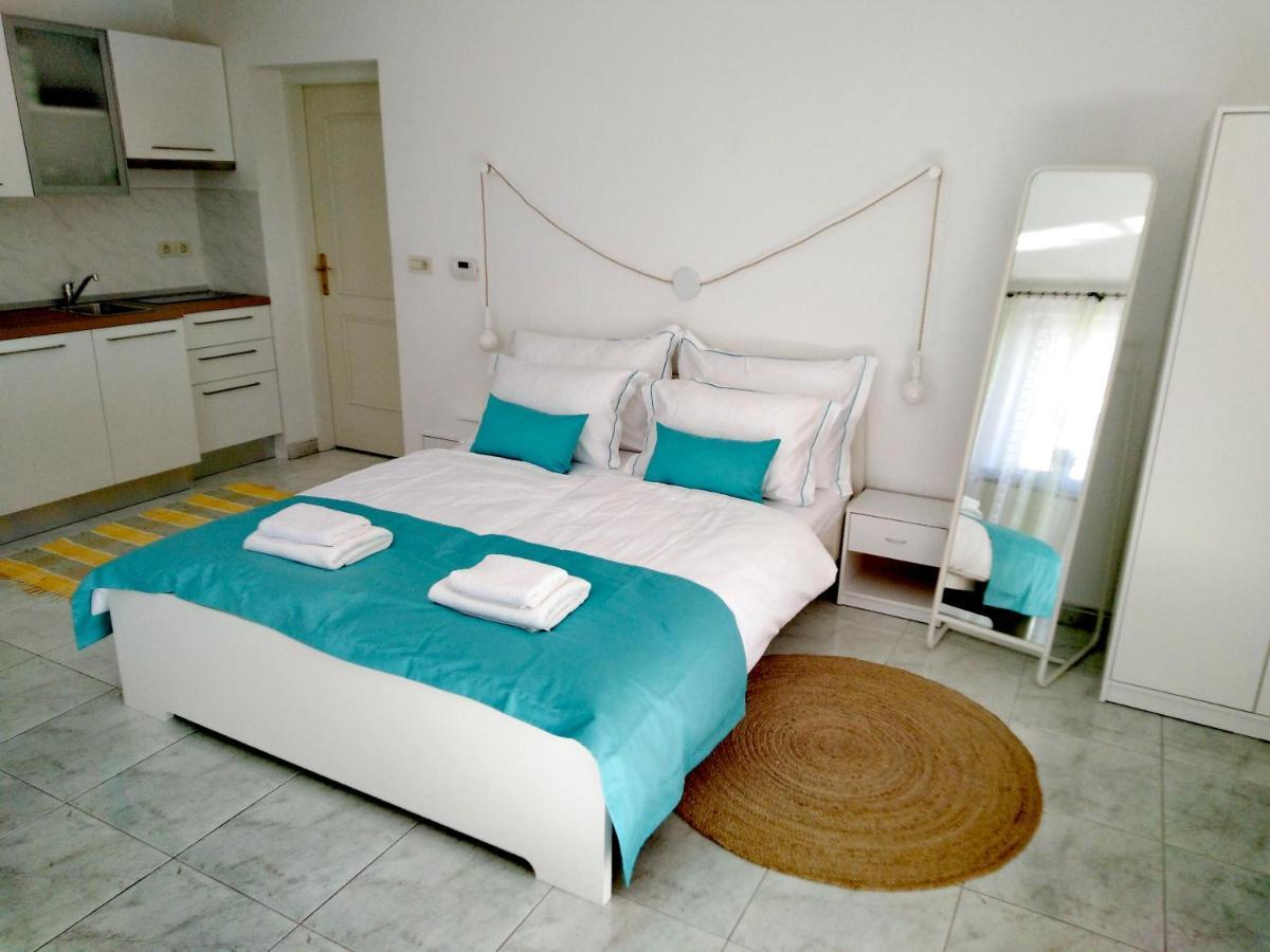 Olive Tree Apartments Umago Exterior foto