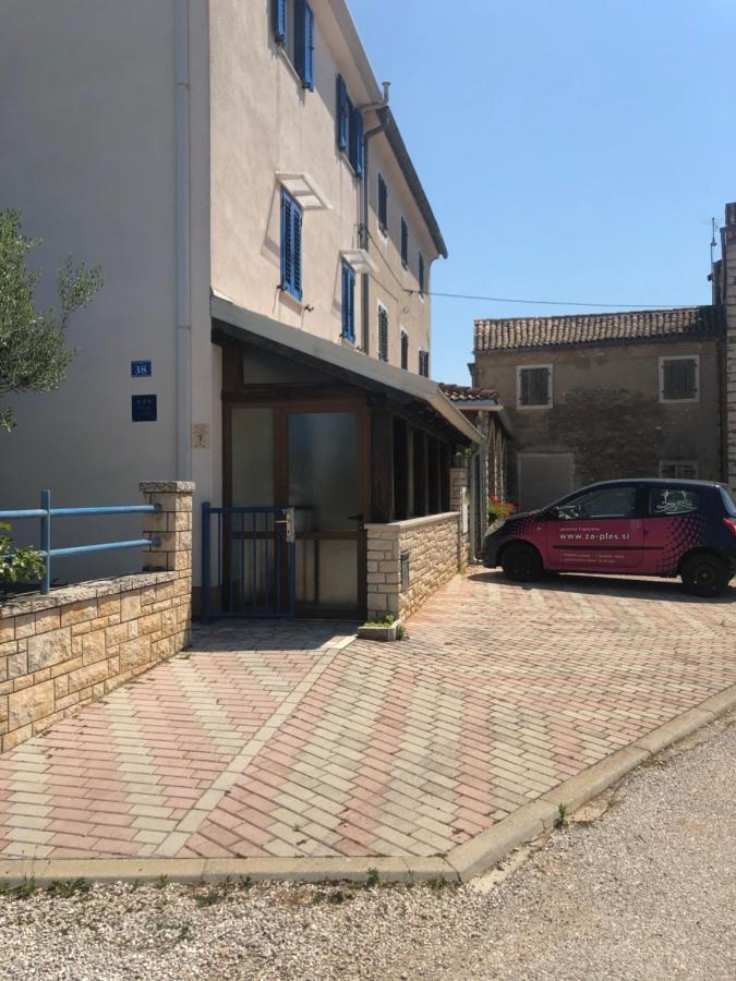Olive Tree Apartments Umago Exterior foto